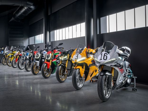 Foto: &Scaron;areni Ducati &bdquo;Collezione 100&ldquo; modeli